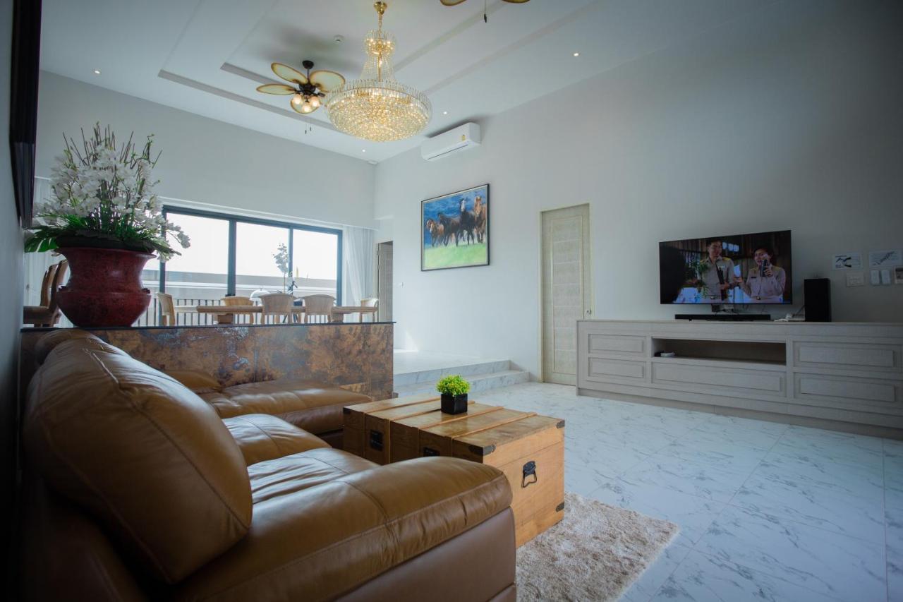 Gold Chariot Pool Villa, Phuket - Sha Plus Certified Bang Tao Beach  Extérieur photo