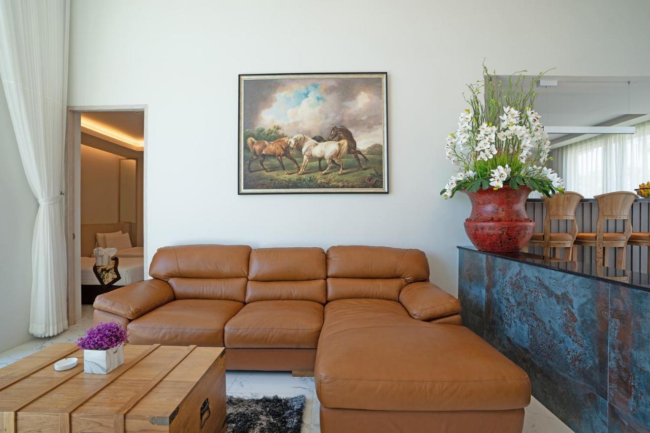 Gold Chariot Pool Villa, Phuket - Sha Plus Certified Bang Tao Beach  Extérieur photo